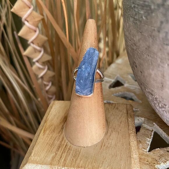 Sterling Silver Blue Kyanite Ring Size 6 - Picture 9 of 11